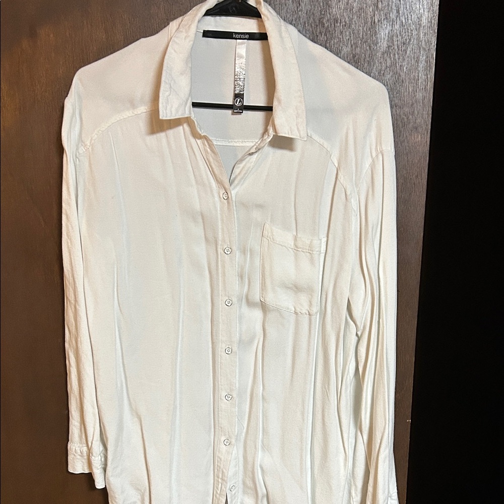 Kensie Ivory Button-Up Blouse